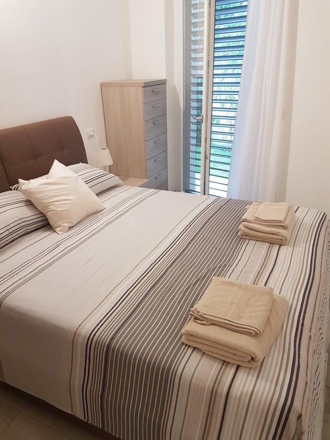 Baia Blu - Luxury Apartments With Pool كريميا المظهر الخارجي الصورة