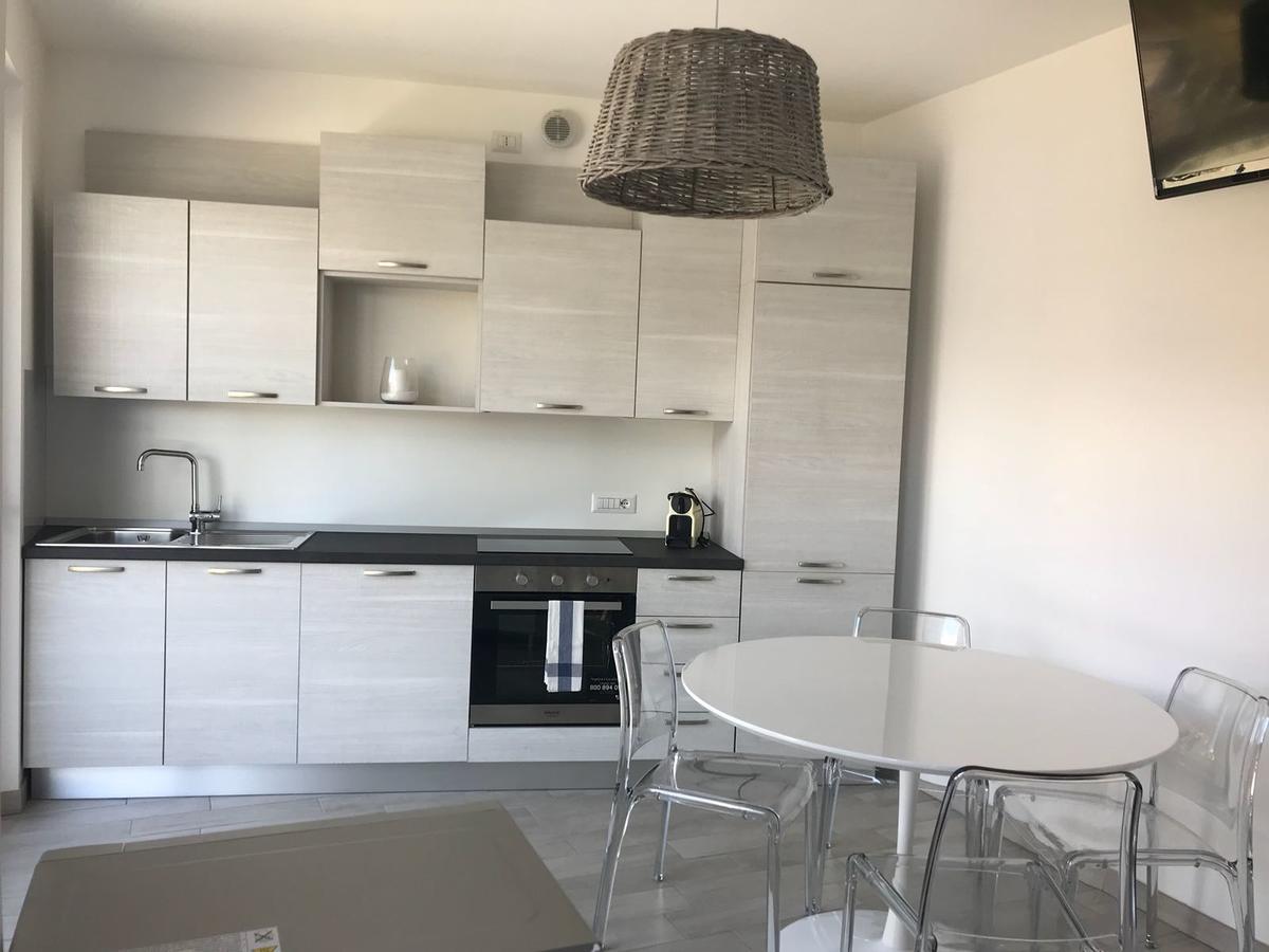Baia Blu - Luxury Apartments With Pool كريميا المظهر الخارجي الصورة